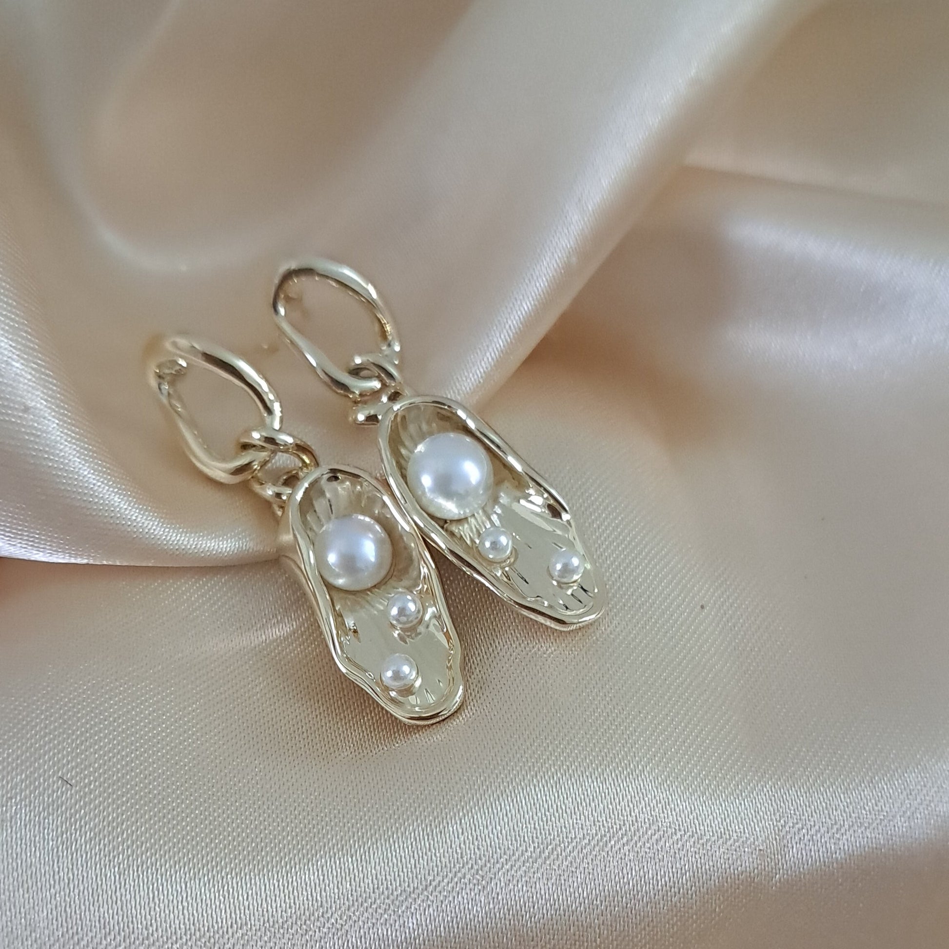 Anti-tarnish pearl drop earrings premium quality jewellery