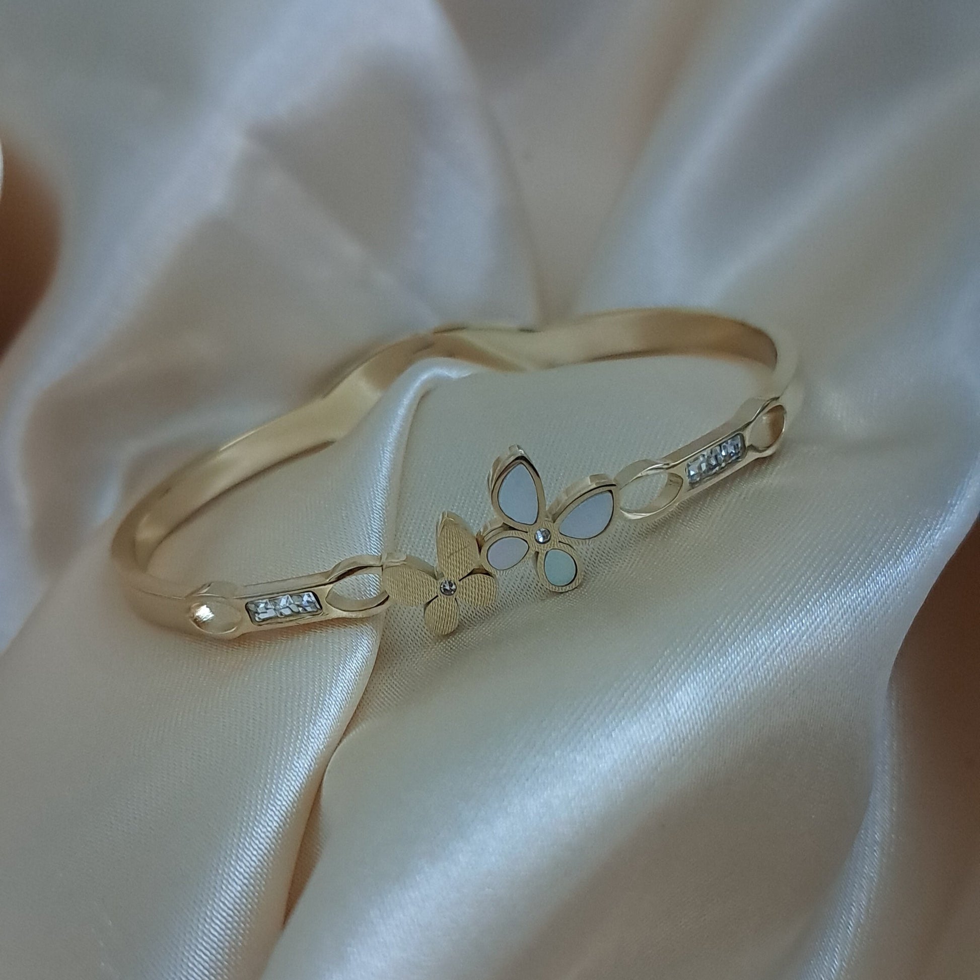 Anti-tarnish butterfly bracelet whimsical jewellery display