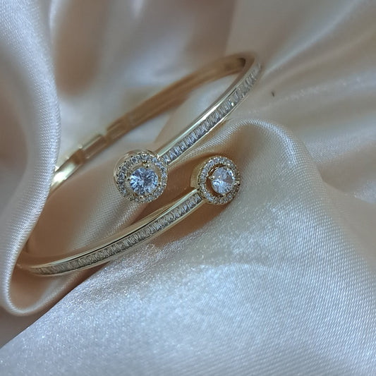 Celeste bracelet with dazzling AD stones anti-tarnish finish